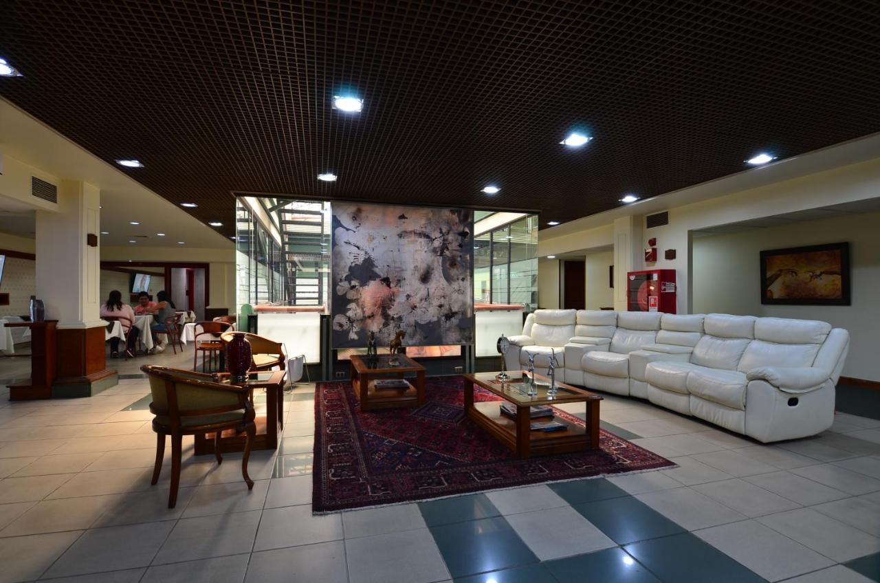 Tur Hotel سانتياغو المظهر الخارجي الصورة